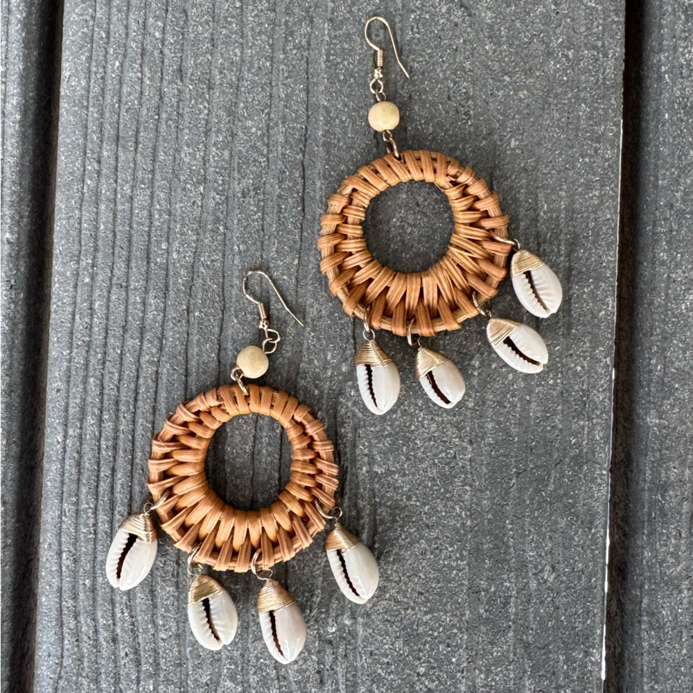 Boho Rattan Cowrie Shell Dangle Earrings